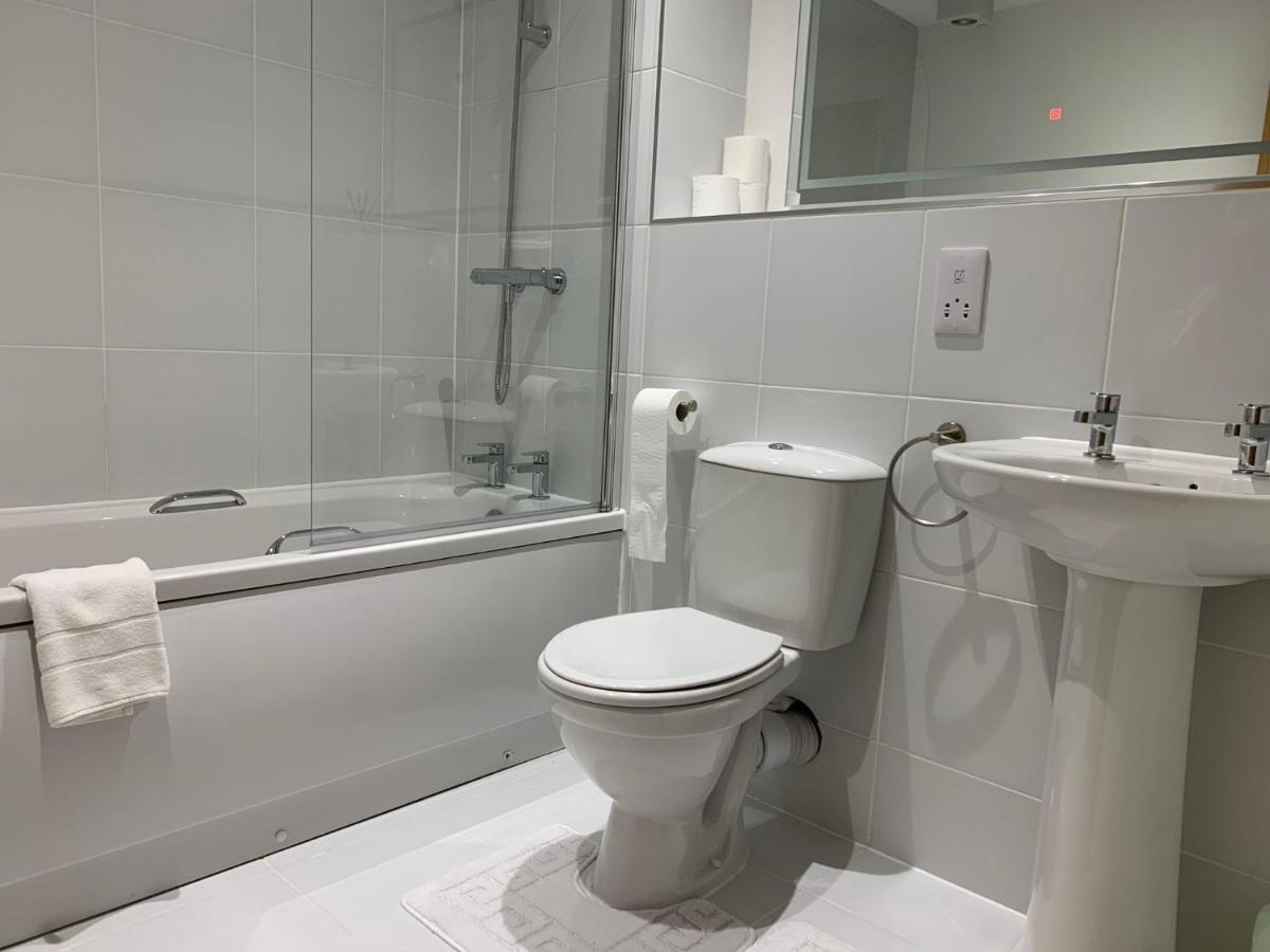 Bright 1Br Apartment In Preston プレストン エクステリア 写真