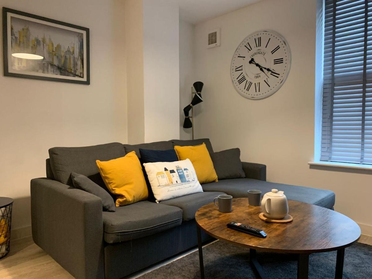 Bright 1Br Apartment In Preston プレストン エクステリア 写真